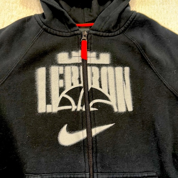Nike Lebron Boys SET.. Zip Up Hoodie Size L and sweatpants size M - Picture 2 of 5